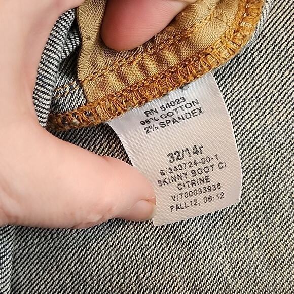 Gap 1969 Plus Size Light Denim Boot Cut Jeans - Picture 9 of 9